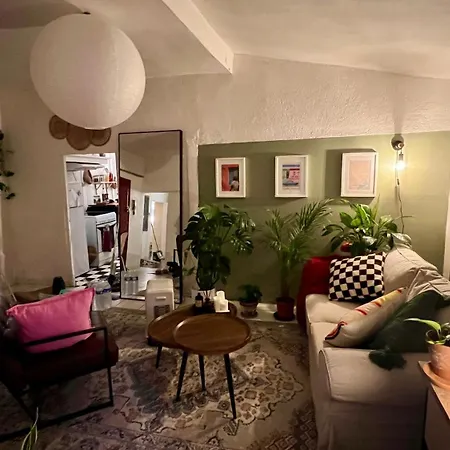 Private In Center Montpellier